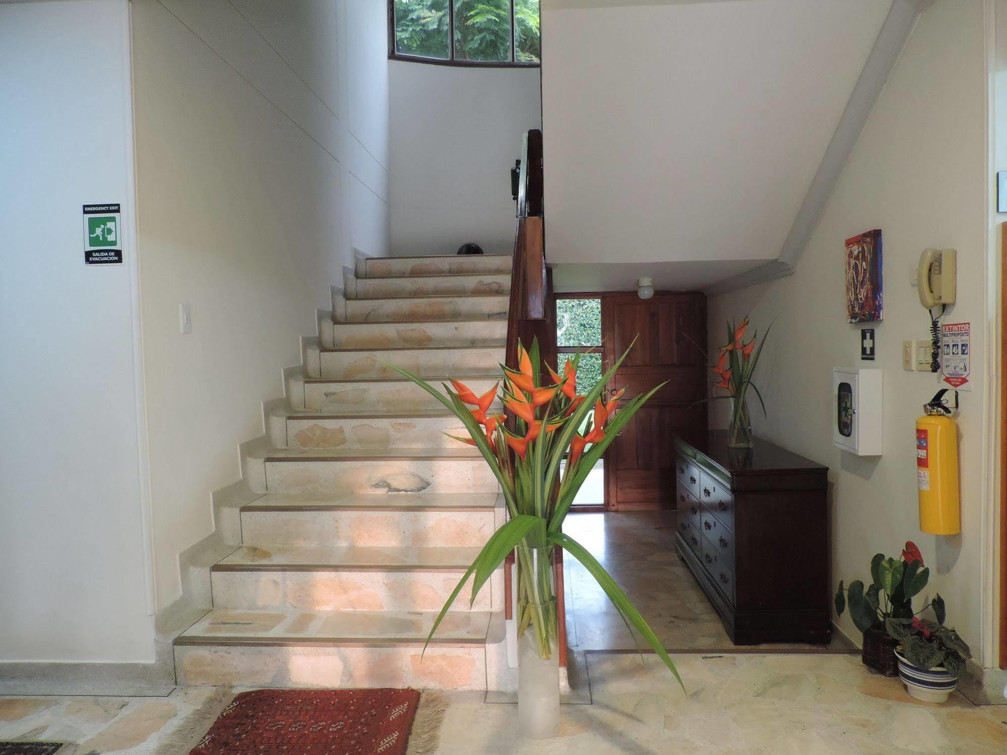 El Lugar Boutique Hotel Серритос Экстерьер фото